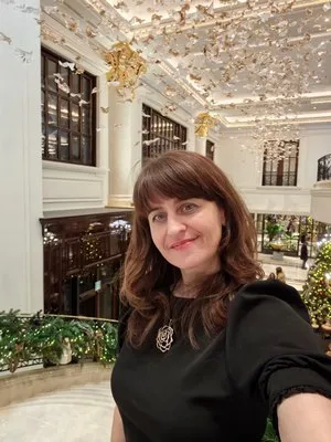 Лена Хасанова, главный редактор Женского журнала "Прелесть" (prelest.com)