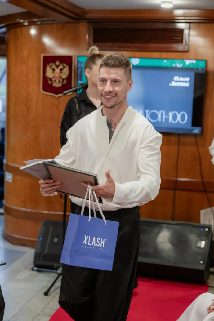 Дмитрий Белов