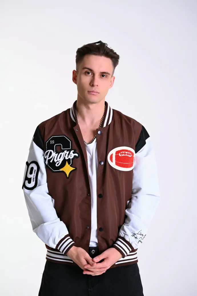 Vlad Zotov 