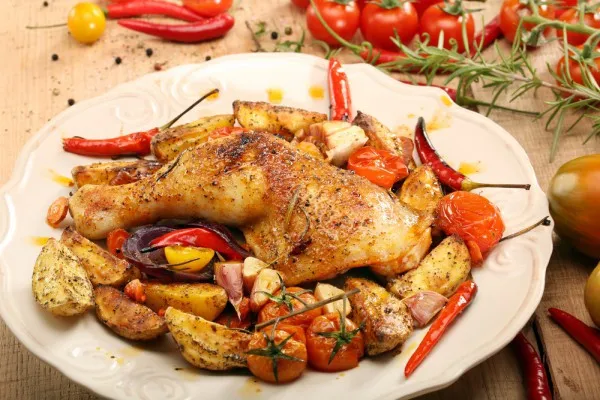 Запеченные овощи с курицей