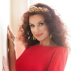 Эвелина Бледанс