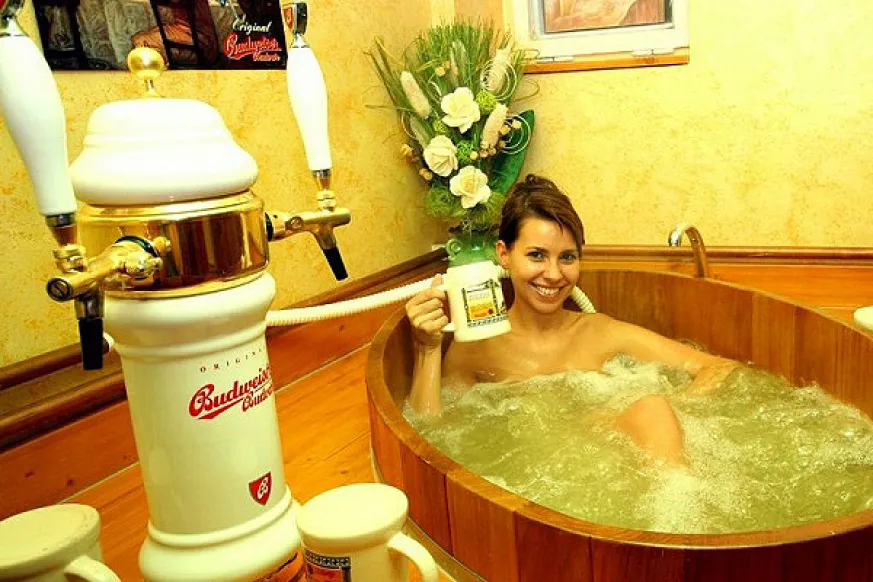 салон, Прага, SPA, девушка, пиво