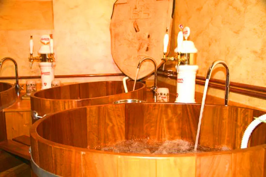 салон, Прага, SPA, бочки, пиво