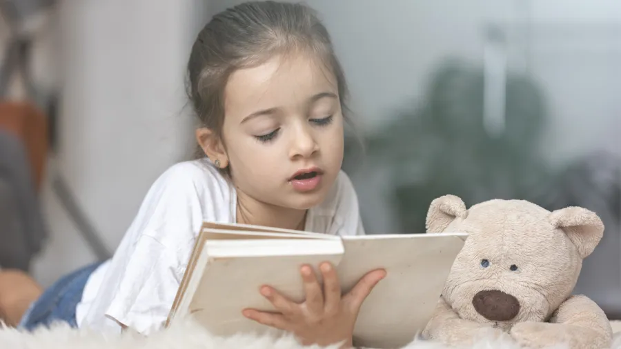 Четыре ключика к детской душе: книги, которые стоит подарить 1 июня