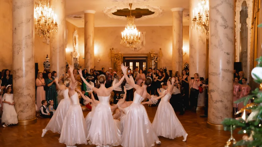 Волшебный новогодний бал состоялся в Hilton Moscow Leningradskaya 