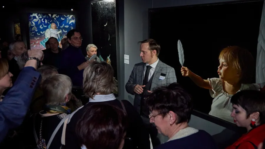 В Москве состоялось яркое двойное открытие: персональная выставка Ивана Коршунова «Эсхатология XXI в.» дала старт новому пространству для современного искусства ART SPACE