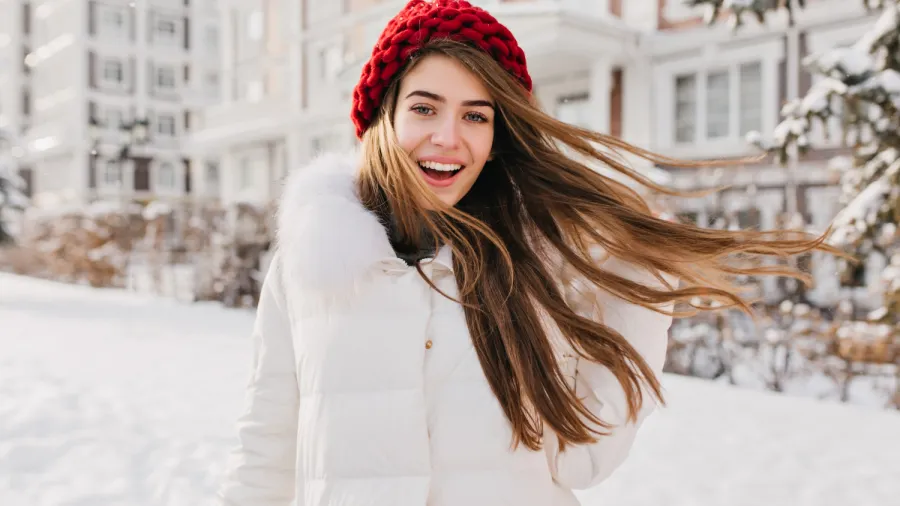 Лунный календарь стрижек на декабрь 2025 года: благоприятные и неблагоприятные дни