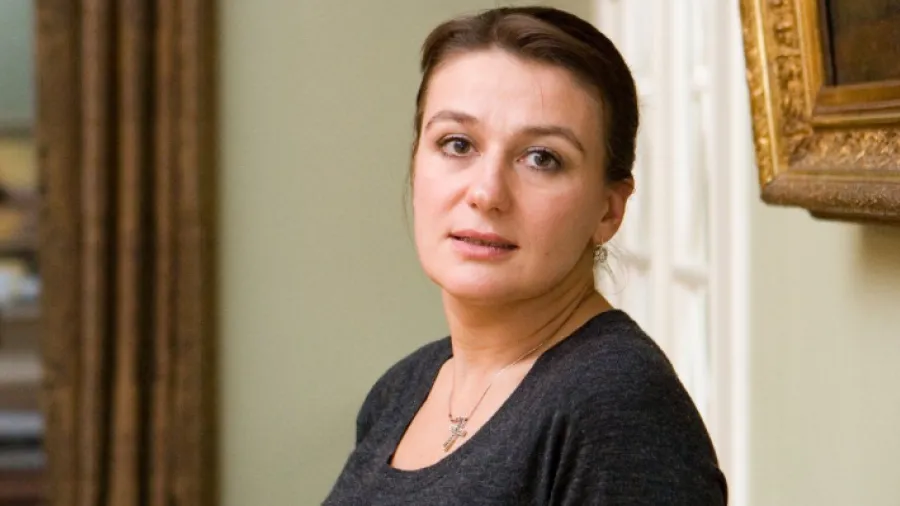 Анастасия Мельникова: «Я очень благодарна мужу, что он ушел после десяти лет брака»
