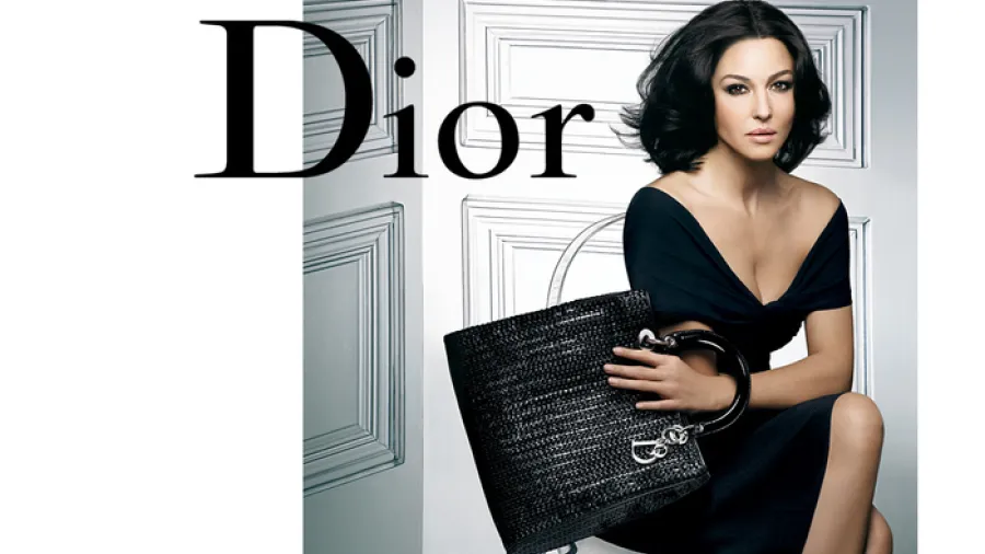 Секреты создания платьев Dior (видео)