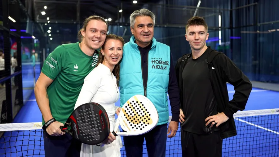 Партия «Новые люди» провела турнир по падел-теннису со звездами шоу-бизнеса в преддверии запуска работы федерального комитета по спорту