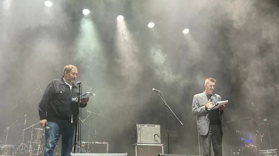 В Москве прошёл масштабный концерт в честь 25-летия фильма «ДМБ»