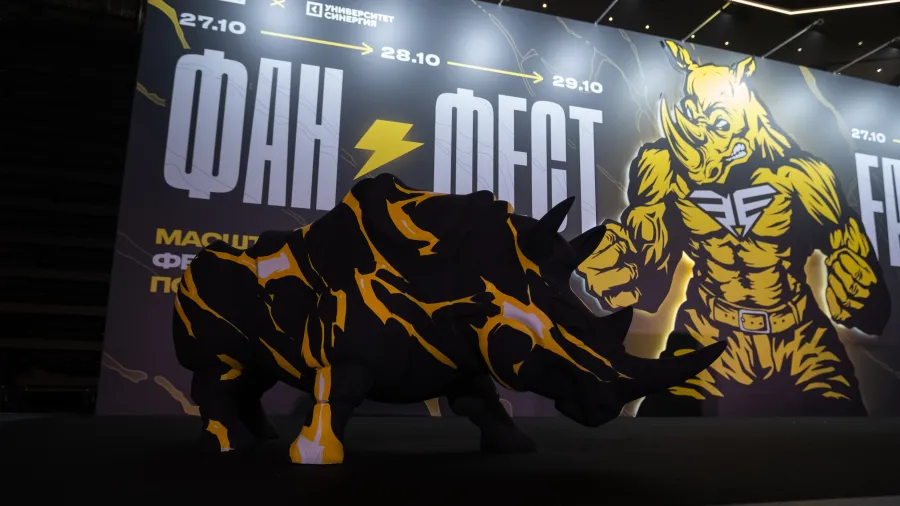 Fan Fest 23: как прошел первый день фестиваля, объединившего на одной площадке все направления российской поп-культуры