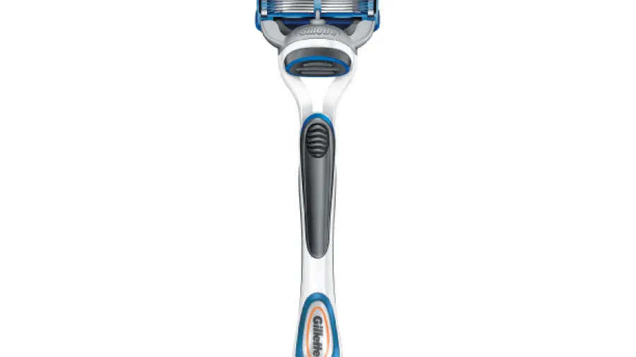 БЕРЕЖНЫЙ УХОД ЗА ЧУВСТВИТЕЛЬНОЙ КОЖЕЙ С GILLETTE .