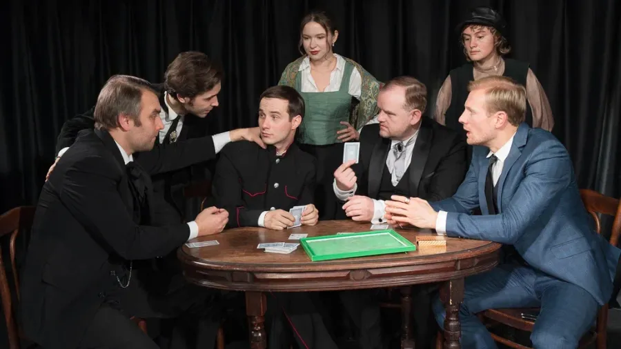 «Игроки»: наследие мастера. Спектакль Всеволода Шиловского по Гоголю