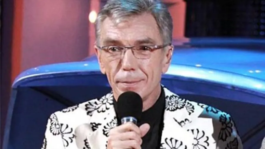 Телеведущий Юрий Николаев попал в больницу