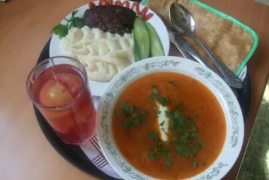 1288512929_photo_lunch.jpg