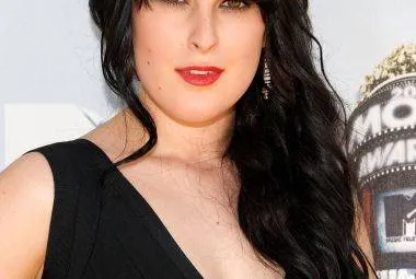 img_113772_rumer_willis_goodhair_450x360.jpg