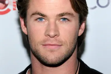 kinopoisk.ru-chris-hemsworth-1537879.jpg