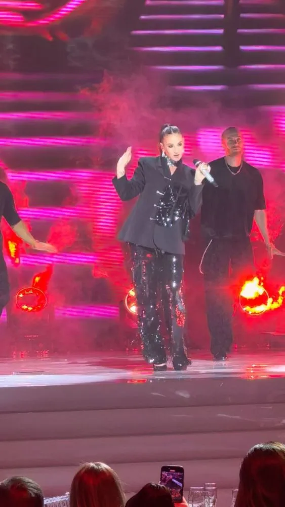 Ольга Бузова